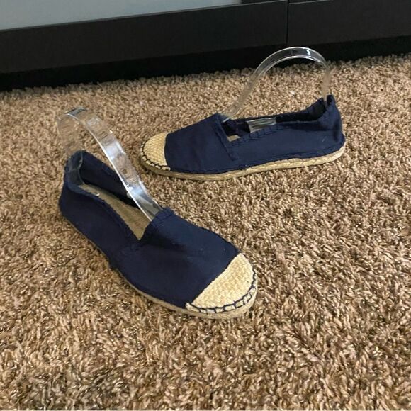 Eddie Bauer Canvas Espadrilles - Picture 1 of 8